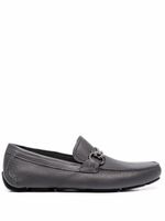 Ferragamo mocassins Gancini en cuir grainé - Gris