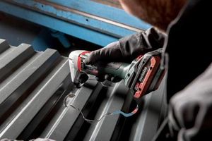 Metabo Accu-knabbelschaar NIV 18 LTX BL 1.6 Metaloc 601614840 Incl. koffer, Zonder accu Batterijspanning 18 V