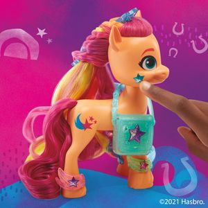 My Little Pony regenboog onthulling Sunny Starscout
