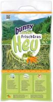 BUNNY NATURE VERS GRAS HOOI MET WORTEL