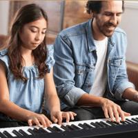 61-Toets Draagbaar Elektronisch Keyboard met Standaard en Kruk Semi-Gewogen Toetsen Draadloze MIDI-Audiofunctie Draagtas