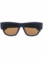 Alexander McQueen Eyewear lunettes de soleil à logo - Bleu Alexander McQueen Eyewear lunettes de soleil à logo - Bleu