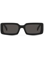 Dolce & Gabbana Eyewear lunettes de soleil rectangulaires à logo - Noir Dolce & Gabbana Eyewear lunettes de soleil rectangulaires à logo - Noir