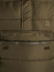 Urban Classics / Gewatteerde jassen Pull Over in olijfgroen Urban Classics / Gewatteerde jassen Pull Over in olijfgroen