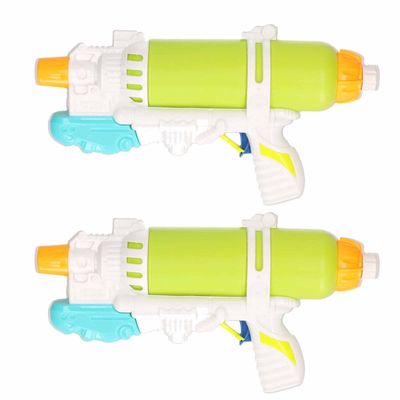 2x Waterpistolen/waterpistool groen/wit van 34 cm kinderspeelgoed - Waterpistolen 2x Waterpistolen/waterpistool groen/wit van 34 cm kinderspeelgoed - Waterpistolen