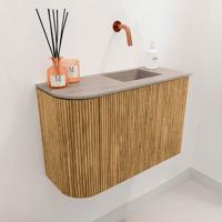 Toiletmeubel Mondiaz Joya Dlux | 61.6 cm | Meubelkleur Oak | Faye wastafel Saba Wasbak Rechts | Zonder kraangat(en)