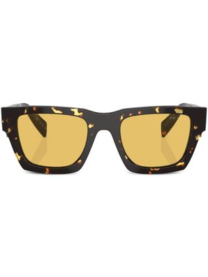 Prada Eyewear lunettes de soleil à effet écailles de tortue - Marron