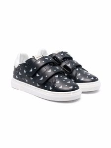 Emporio Armani Kids baskets à logo imprimé - Bleu