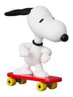 Peanuts UDF Series 17 Mini Figure Skateboard Snoopy 7 cm Peanuts UDF Series 17 Mini Figure Skateboard Snoopy 7 cm
