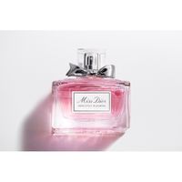 Miss Absolutely Blooming 50 ml Vrouwen Miss Absolutely Blooming 50 ml Vrouwen