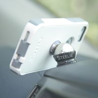 NITE Ize Steelie Car Mount Kit Telefoonhouder voor in de auto Magneetbevestiging - thumbnail