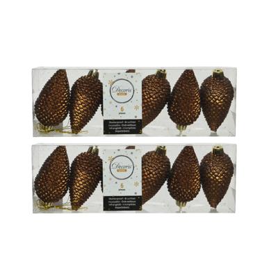 Kersthangers dennenappels - 24x st - kaneel bruin - glitter - 8 cm - kunststof - kerstversiering Kersthangers dennenappels - 24x st - kaneel bruin - glitter - 8 cm - kunststof - kerstversiering