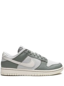 Nike baskets Dunk Retro PRM Mica Green - Blanc