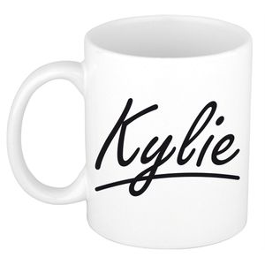 Naam cadeau mok / beker Kylie met sierlijke letters 300 ml