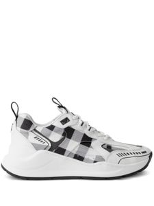 Burberry baskets à carreaux en cuir - Blanc