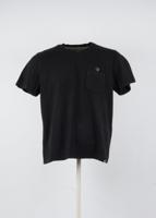 Vintage Kaws x Peanuts T-Shirt in Black Color Size L