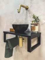 Saniclear Lovi fonteinset met zwarte waskom en gouden kraan voor in het toilet - thumbnail