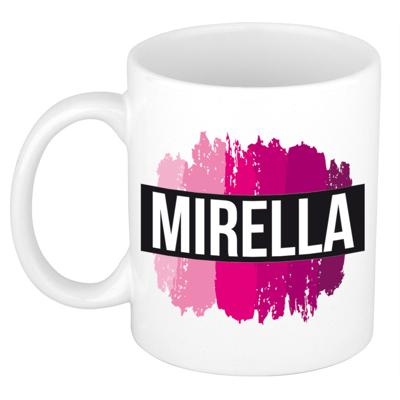 Mirella naam cadeau koffie mok - beker - met roze verfstrepen - Cadeau collega - moederdag