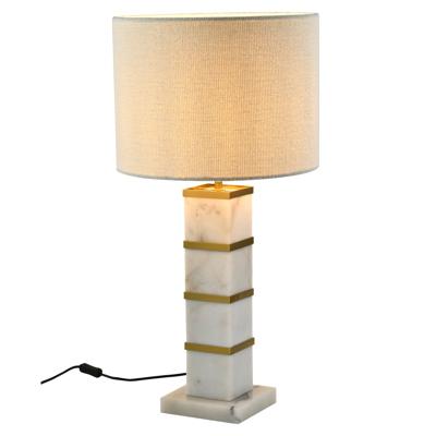 Tafellamp Celinae wit inclusief lampenkap Tafellamp Celinae wit inclusief lampenkap