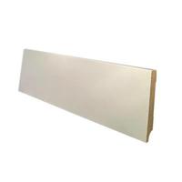 Hoekplint RAL9010 Voorgelakt 70x12mm - lengte 244cm Hoekplint RAL9010 Voorgelakt 70x12mm - lengte 244cm