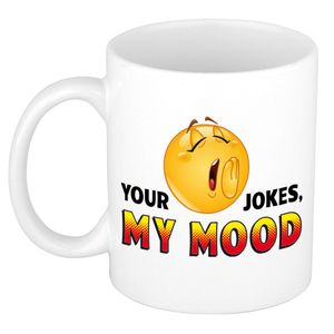 Your jokes my mood kado mok / beker wit met smiley - cadeau collega   -