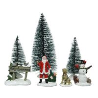 7x stuks kerstdorp accessoires figuurtjes/poppetjes en kerstboompje