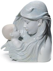 Lladró figurine Sweet Caress Mother en porcelaine sucrée (25 cm) - Bleu