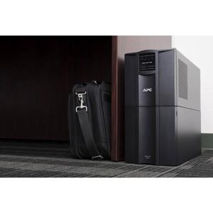 APC by Schneider Electric SMT2200IC UPS 2200 VA