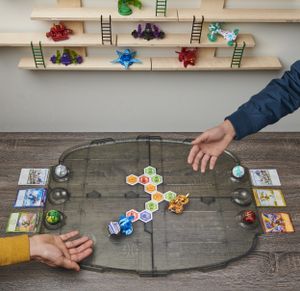 Bakugan Battle Matrix, luxe speelbord met unieke gouden Sharktar