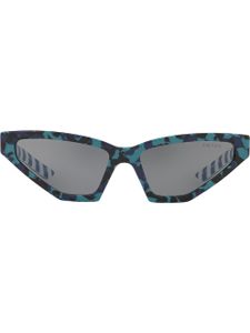 Prada Eyewear lunettes de soleil Disguise - Vert