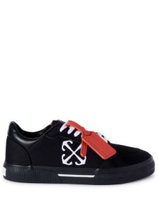 Off-White baskets New Low Vulcanized en toile - Noir