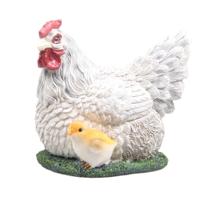 Kip met kuiken tuin beeldje - voor binnen/buiten - 19 cm - dieren tuinbeelden