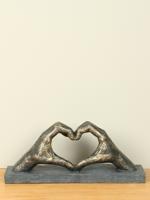 Beeld bronslook Hart uit handen, 16 cm
