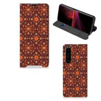 Sony Xperia 1 III | Hoesje met Magneet | Batik Brown