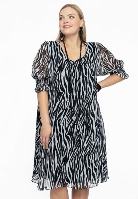 Yoek Jurk met pofmouw | Zwart | Maat 58/60