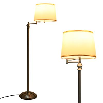 Zwenkarm Staande Lamp met Ijzeren Pijp Gegalvaniseerd Nikkel & Hangende Stoffen Lampenkap om te Lezen Moderne Vloerlamp Wit