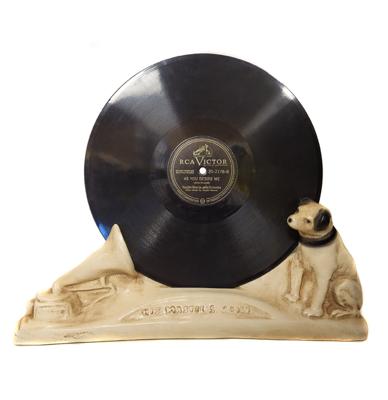 His Master&apos;s Voice RCA Nipper Dog Record Display - 78RPM