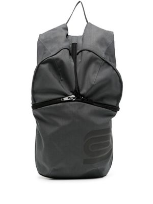 Olly Shinder sac à dos à détails de zips - Gris