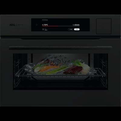 AEG 9000 ProAssist met SteamPro - Combi hetelucht- en stoomoven CS9900T