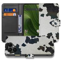 Speelse Koeienvlekken Ontwerp in Zwart Wit Fairphone 6 | Book Case & Portemonnee Hoesje | Portemonnee hoesje