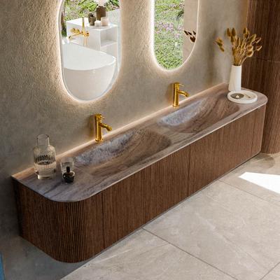 Badmeubel Mondiaz Kurve-Dlux | 200 cm | Meubelkleur Walnut | Wastafelkleur Oza | Solid surface | Wasbak beide zijden spoelbak | 2 kraangaten