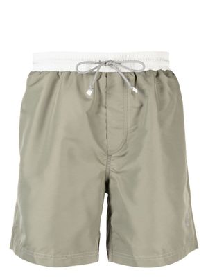 Brunello Cucinelli short de bain à logo brodé - Vert