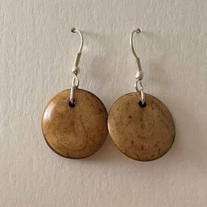 Oorhangers van Yakbeen Lichtbruin (Ø 1,6 cm)
