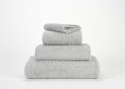 Abyss & Habidecor Abyss & Habidecor Super Pile Handdoek 60x110 992 platinium