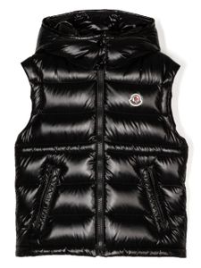 Moncler Enfant gilet matelassé à patch logo - Noir