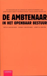 De ambtenaar in het openbaar bestuur (Paperback)