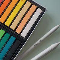 Derwent softpastels Academy , blister van 12 stuks in geassorteerde kleuren - thumbnail