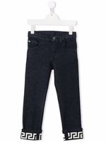 Versace Kids jean slim à détail Greca - Bleu