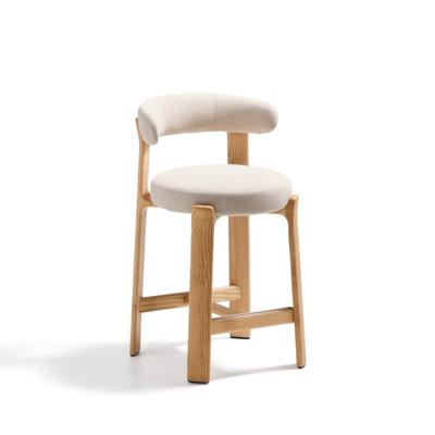 Kave Home Barkruk 'Granite' Chenille en essenhout, kleur Beige/Naturel (zithoogte 65cm)