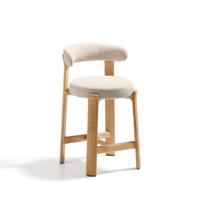 Kave Home Barkruk 'Granite' Chenille en essenhout, kleur Beige/Naturel (zithoogte 65cm)
